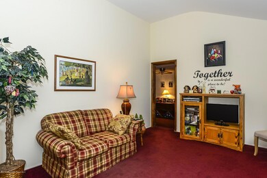 005_Living Room
