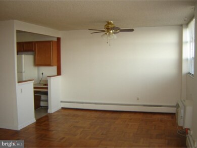 Radnor House unit 624, Bryn Mawr, PA 19010 - photo 5