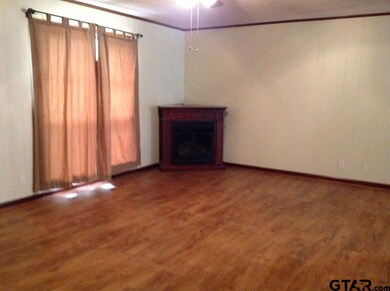 625 625 Pam Dr, Tyler, TX 75703 - photo 6