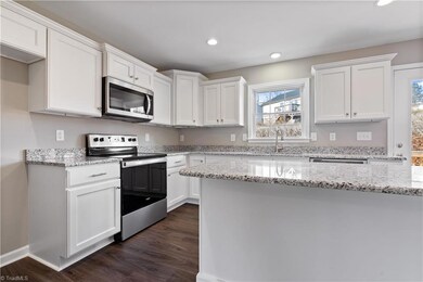 858 Berg St, Asheboro, NC 27203 - photo 7