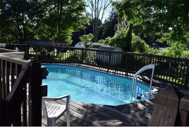 564 Lexington St, Waltham, MA 02452 - photo 4