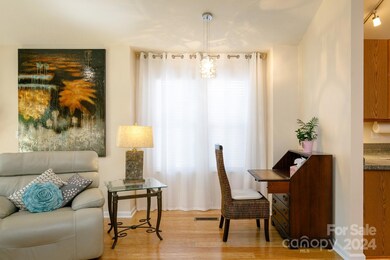 17 Gray Wolf Ln, Hendersonville, NC 28792 - photo 3