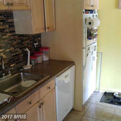 3800 Eastwood Dr, Baltimore, MD 21206 - photo 7