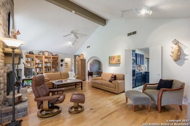 9003 Roberta, Boerne, TX 78006 - photo 6