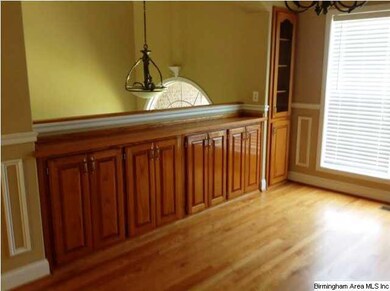 Dining room Cabinets - built-in