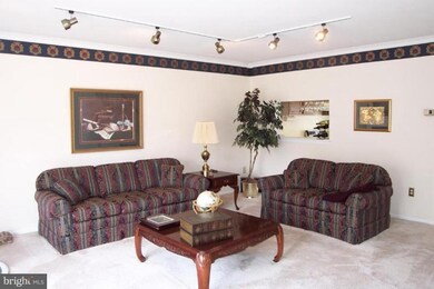 58 Roger Valley Ct, Parkville, MD 21234 - photo 6