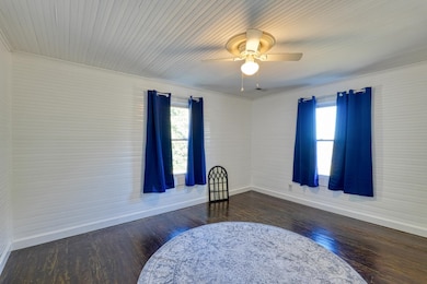 4943 Parris Bridge Rd, Boiling Springs, SC 29316 - photo 3