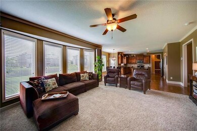 5938 Theden St, Shawnee, KS 66218 - photo 2