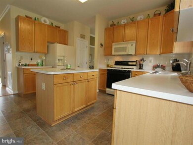 100 Crossing Pointe Ct, Frederick, MD 21702 - photo 7