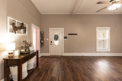 216 Coleman St, Oxford, NC 27565 - photo 4