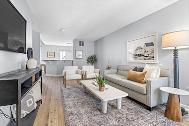 7415 Cayman Ln unit 7415, Worthington, OH 43085 - photo 5