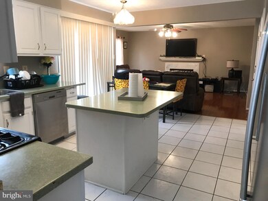 5238 Kingsbrook Dr, Frederick, MD 21703 - photo 5