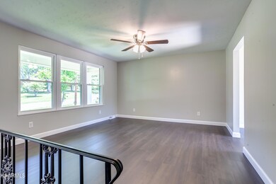 006230530-1-636EnsleyDrKnoxvilleTN-SMALL