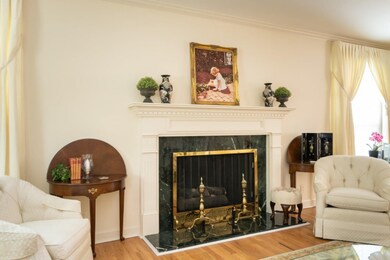 4166 Old Colony-4