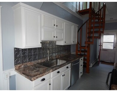 137 Water St unit 1, Newburyport, MA 01950 - photo 7