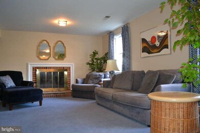 7816 English Way, Bethesda, MD 20817 - photo 6