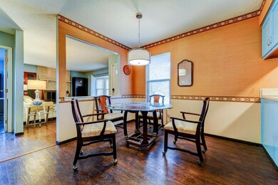 Kitchen Eating Space