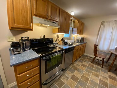 31 Fenderson St, Caribou, ME 04736 - photo 3
