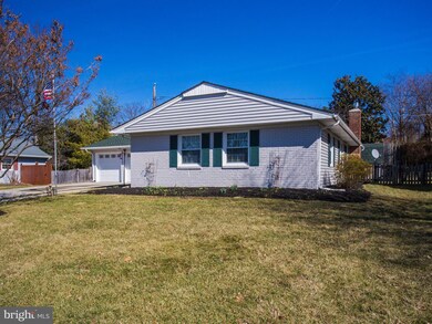 4417 Middle Ridge Dr, Fairfax, VA 22033 - photo 3