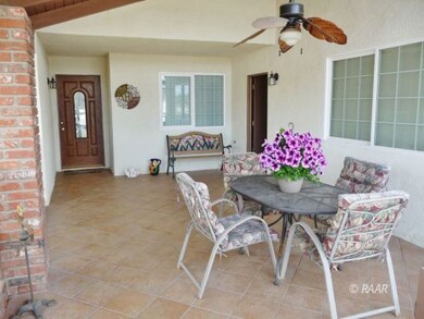 Front patio with fan