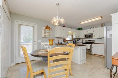 2902 Old Nc Highway 49, Asheboro, NC 27205 - photo 7