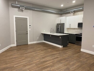 5 Hampshire St unit 204, Methuen, MA 01844 - photo 2