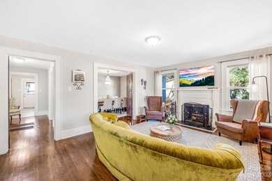 401 N Oakland Ave, Statesville, NC 28677 - photo 3