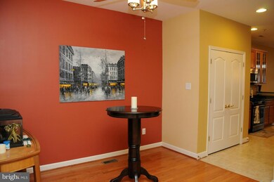 9736 Evening Bird Ln, Laurel, MD 20723 - photo 6