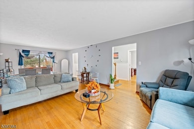 21 Laurie Rd, Landing, NJ 07850 - photo 6