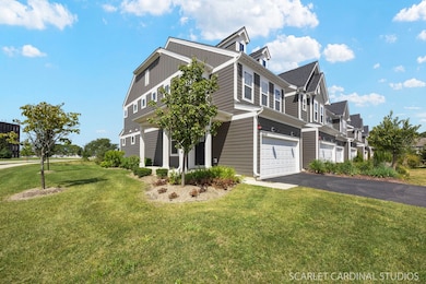 2230 Weatherbee Ln, Naperville, IL 60563 - photo 2