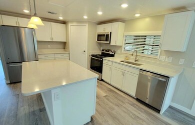 915 Hemlock St, Sebastian, FL 32976 - photo 6