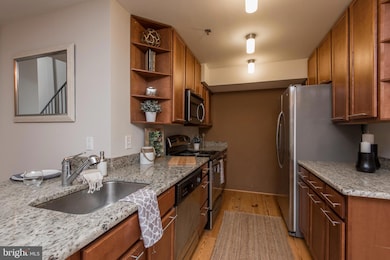 1200 Walnut St unit 203, Philadelphia, PA 19107 - photo 4