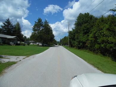 Tracy Ln Frontage 1