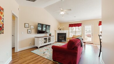 6305 Stapleton -49