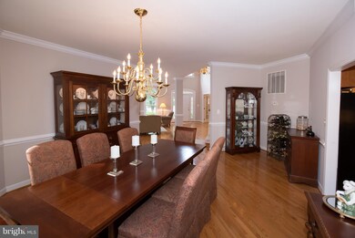 10223 Woodvale Pond Dr, Fairfax Station, VA 22039 - photo 5