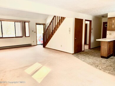 307 Shannon Dr, Long Pond, PA 18334 - photo 7