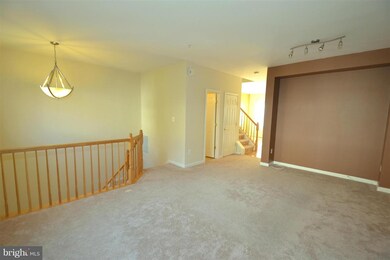 21108 Camomile Ct, Germantown, MD 20876 - photo 5