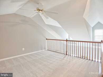 4104 Ashmere Cir, Dumfries, VA 22025 - photo 3