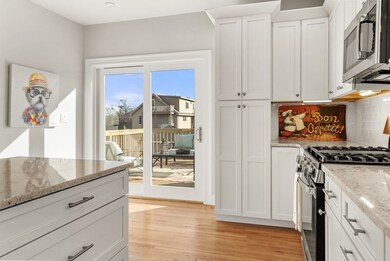 75 Foster St unit 2, Arlington, MA 02474 - photo 5