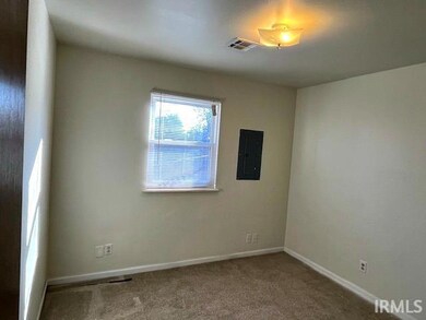 613 Cypress St unit B, Newburgh, IN 47630 - photo 5