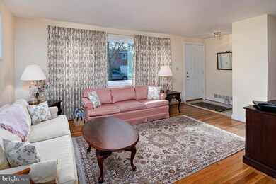 221 Worthmont Rd, Catonsville, MD 21228 - photo 7