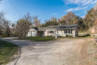 284 Foote St SW, Cedar Rapids, IA 52404 - photo 2