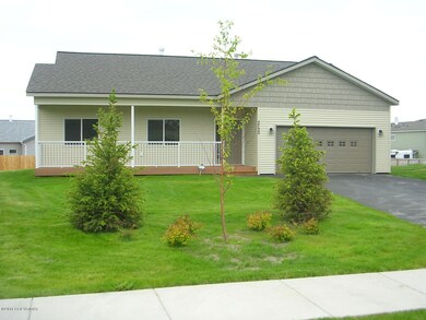 Exterior photo 2