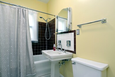 1374 E Algonquin Rd, Des Plaines, IL 60016 - photo 2