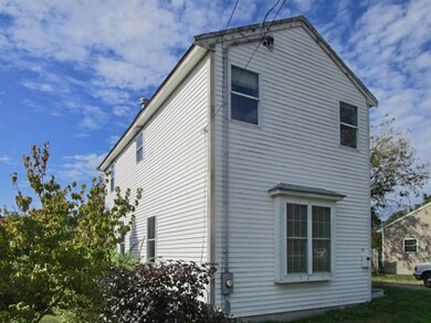 15 Mccallion St, Swansea, MA 02777 - photo 2