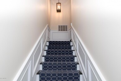 202 Rowayton Woods Dr, Norwalk, CT 06854 - photo 7