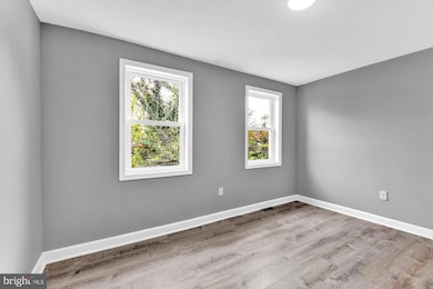 1044 Ellicott Driveway, Baltimore, MD 21216 - photo 2