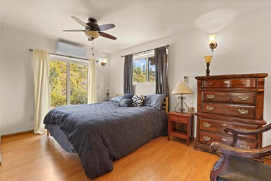 Master Bedroom- Main Floor