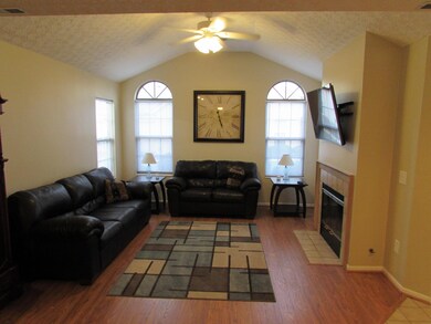 76 Villa Creek Dr, Reynoldsburg, OH 43068 - photo 2