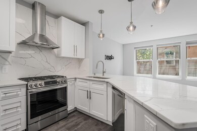 675 N 1st St unit 123, Minneapolis, MN 55401 - photo 3